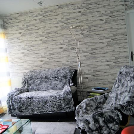 Апартаменты Victoria-T2-41M2-Balcon, Wifi, Linge, Produits, Menage Inclus Реймс Экстерьер фото